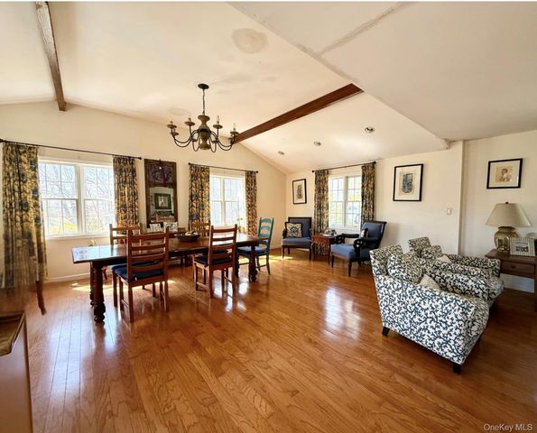 2882 Lexington Avenue, Mohegan Lake, NY 10547