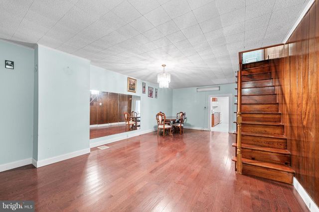 1821 E SERGEANT ST, Philadelphia, PA 19133