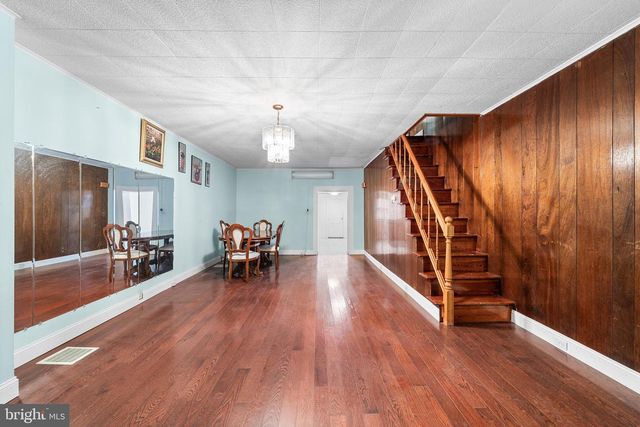 1821 E SERGEANT ST, Philadelphia, PA 19133
