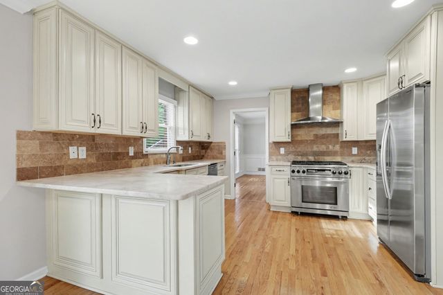 205 Marsh Glen Point, Atlanta, GA 30328