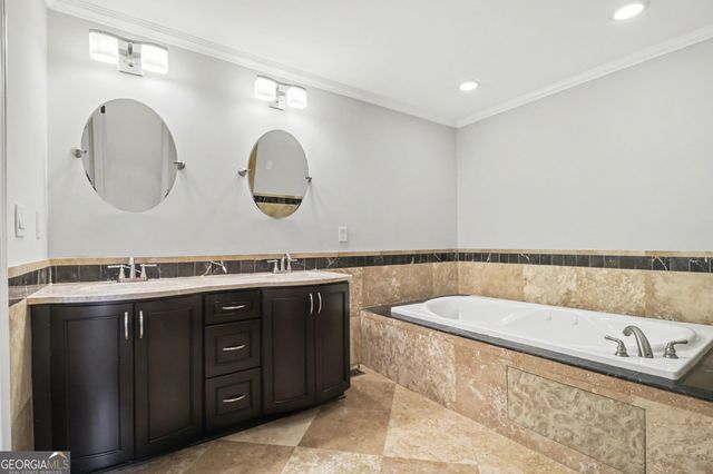 205 Marsh Glen Point, Atlanta, GA 30328