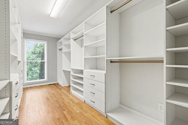 205 Marsh Glen Point, Atlanta, GA 30328