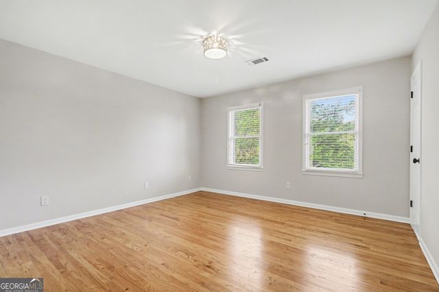 205 Marsh Glen Point, Atlanta, GA 30328