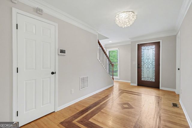 205 Marsh Glen Point, Atlanta, GA 30328