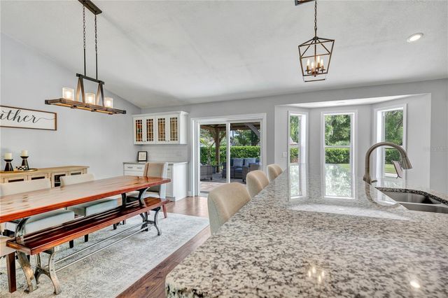 5801 BLACK WALNUT COURT, Tampa, FL 33625