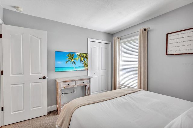 5801 BLACK WALNUT COURT, Tampa, FL 33625