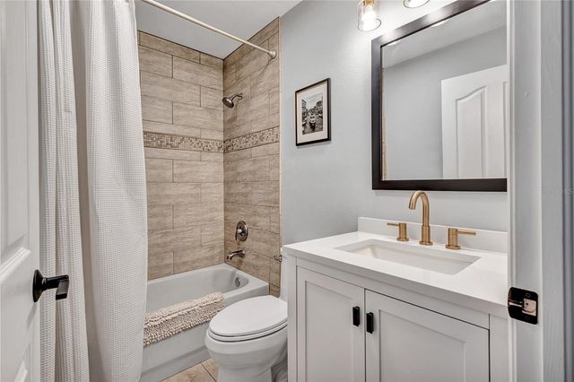 5801 BLACK WALNUT COURT, Tampa, FL 33625