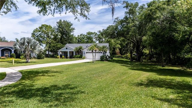 5801 BLACK WALNUT COURT, Tampa, FL 33625