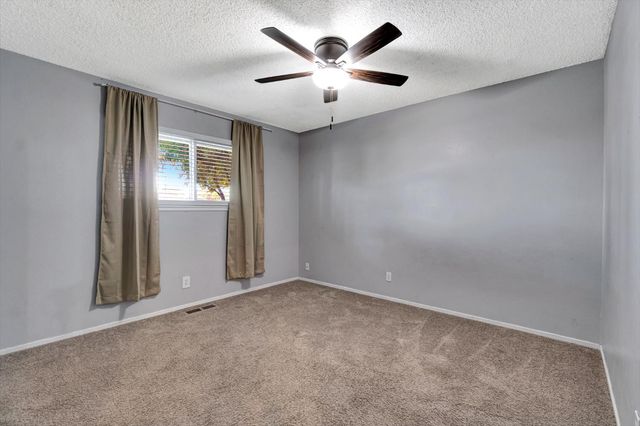 4887 E Pico Avenue, Fresno, CA 93726