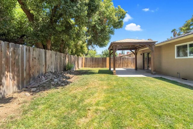 4887 E Pico Avenue, Fresno, CA 93726