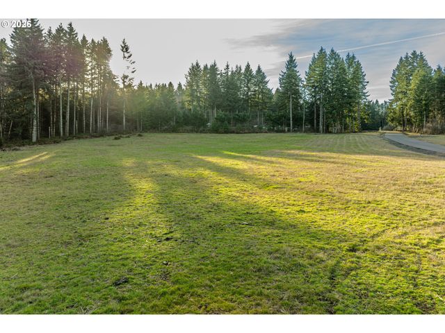 Silverwood Dr C2, Castle Rock, WA 98611