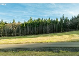 Silverwood Dr C2, Castle Rock, WA 98611