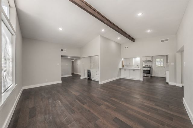 110 Bluebonnet Drive, Highland Village, TX 75077