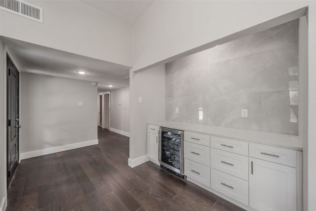 110 Bluebonnet Drive, Highland Village, TX 75077