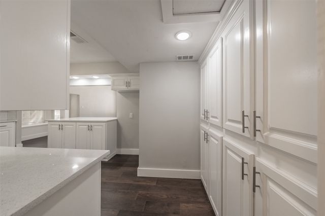 110 Bluebonnet Drive, Highland Village, TX 75077