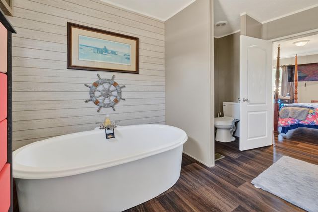 580 Melvin Hill Road, Campobello, SC 29322