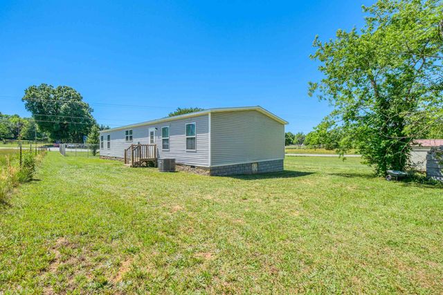 580 Melvin Hill Road, Campobello, SC 29322