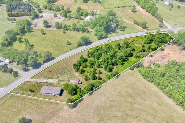 580 Melvin Hill Road, Campobello, SC 29322