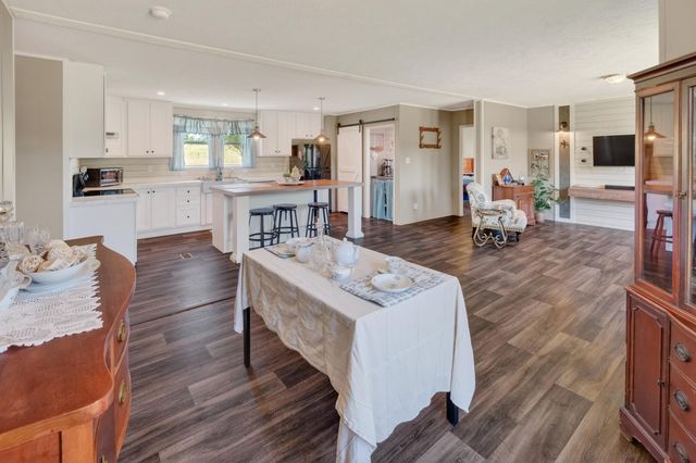 580 Melvin Hill Road, Campobello, SC 29322