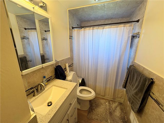 50 Dundalk Dr, Penn Hills, PA 15235