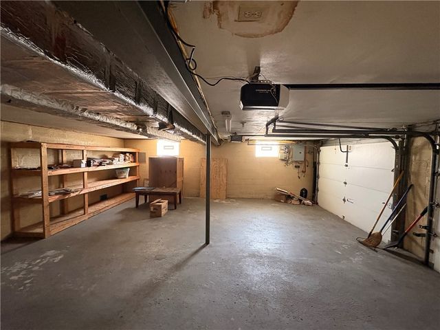 50 Dundalk Dr, Penn Hills, PA 15235