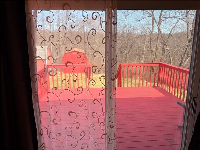 50 Dundalk Dr, Penn Hills, PA 15235