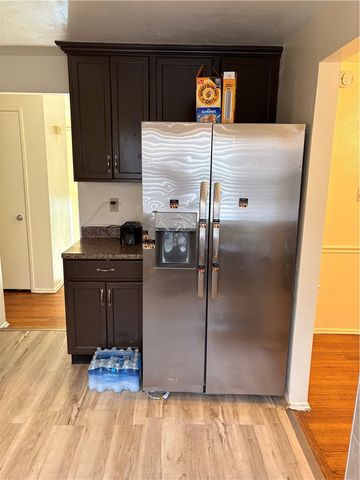 50 Dundalk Dr, Penn Hills, PA 15235