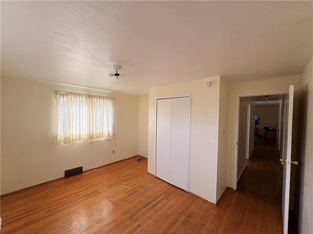 50 Dundalk Dr, Penn Hills, PA 15235