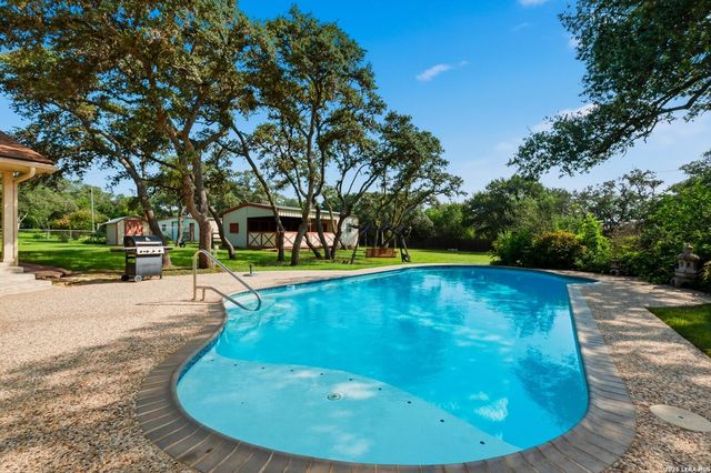202 MESA ALTA ST, San Antonio, TX 78232