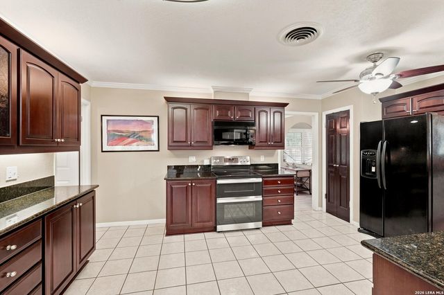 202 MESA ALTA ST, San Antonio, TX 78232