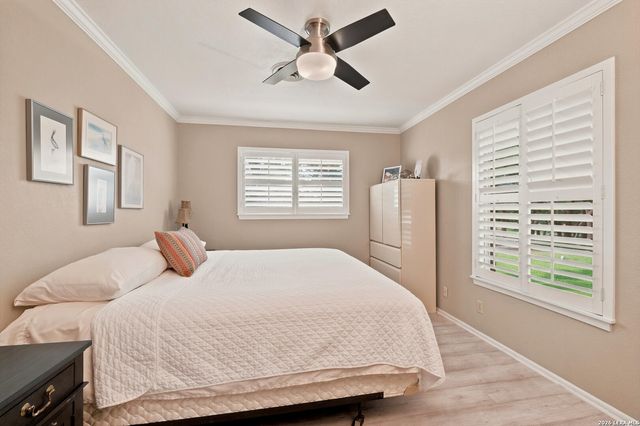 202 MESA ALTA ST, San Antonio, TX 78232
