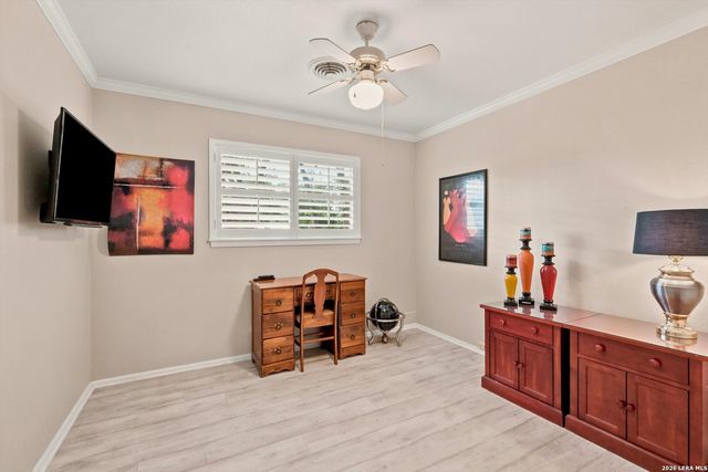 202 MESA ALTA ST, San Antonio, TX 78232
