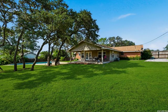 202 MESA ALTA ST, San Antonio, TX 78232