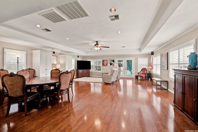 202 MESA ALTA ST, San Antonio, TX 78232