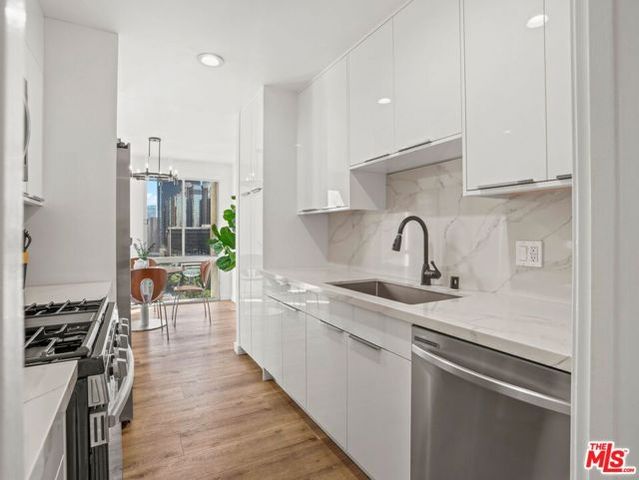 800 W 1st Street 905, Los Angeles, CA 90012
