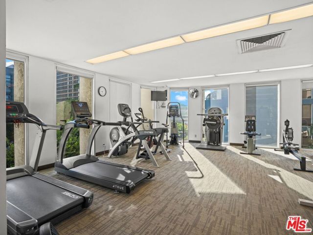 800 W 1st Street 905, Los Angeles, CA 90012