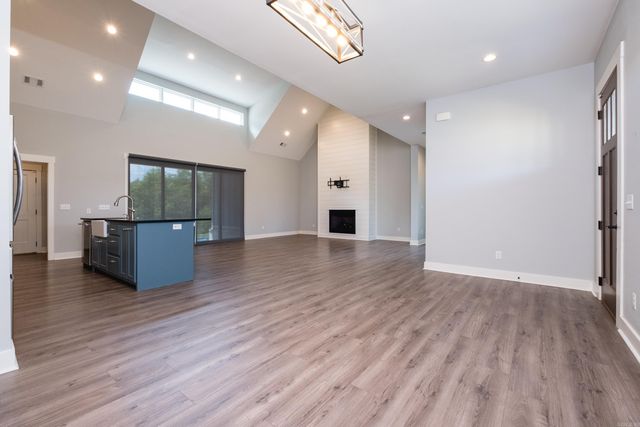 124 Caurel Circle, Little Rock, AR 72223