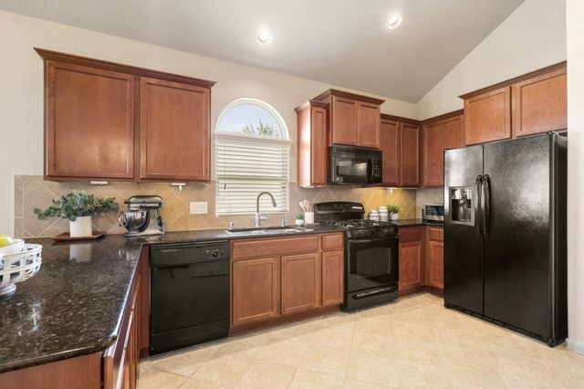 25315 Saddlebrook Ranch Drive, Tomball, TX 77375