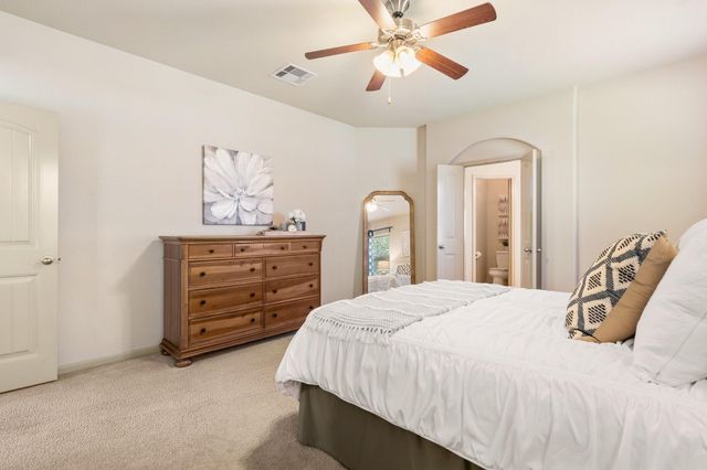 25315 Saddlebrook Ranch Drive, Tomball, TX 77375