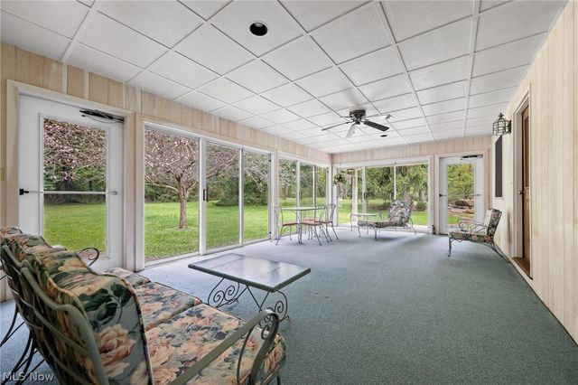 806 E Warner Road, Akron, OH 44319