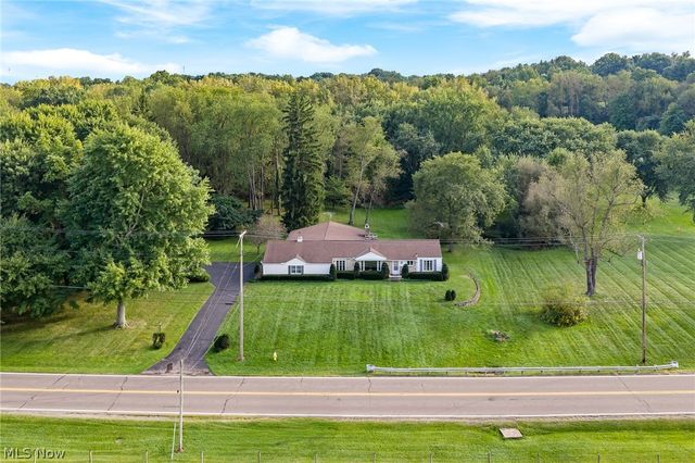 806 E Warner Road, Akron, OH 44319