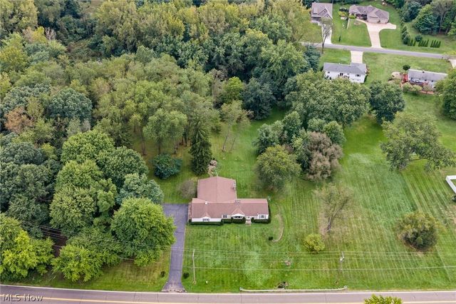 806 E Warner Road, Akron, OH 44319