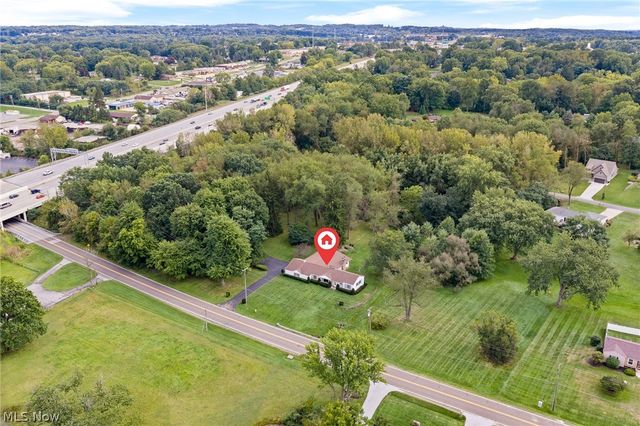 806 E Warner Road, Akron, OH 44319
