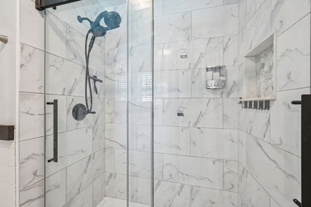 2609 Meadow Green, Bedford, TX 76021