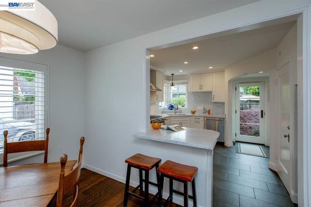 905 Del Mar Ave, Alameda, CA 94501