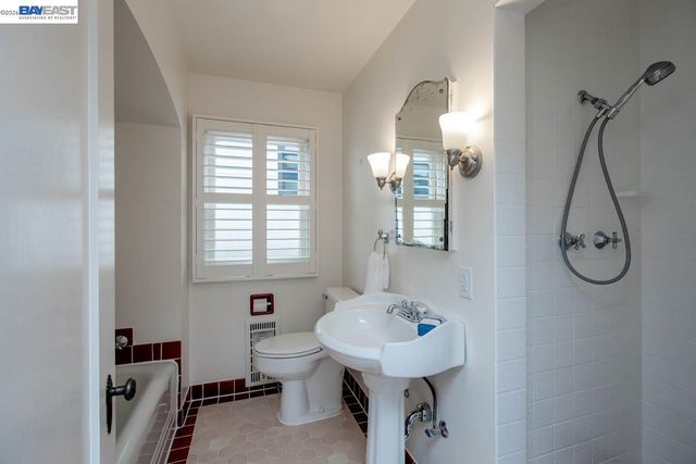 905 Del Mar Ave, Alameda, CA 94501