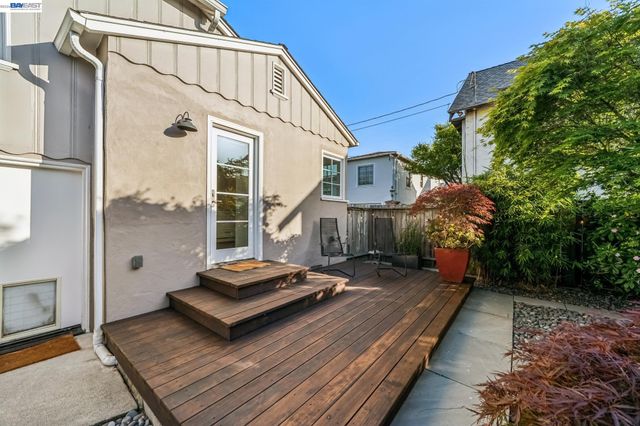 905 Del Mar Ave, Alameda, CA 94501