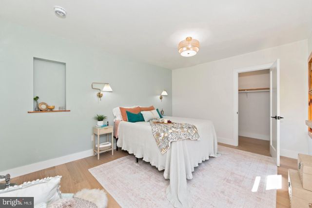 401 WOODLAND AVE, Cherry Hill, NJ 08002