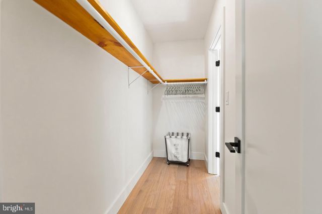 401 WOODLAND AVE, Cherry Hill, NJ 08002