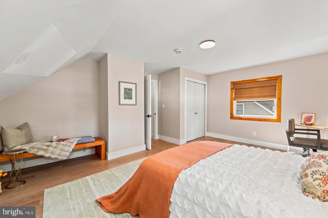 401 WOODLAND AVE, Cherry Hill, NJ 08002